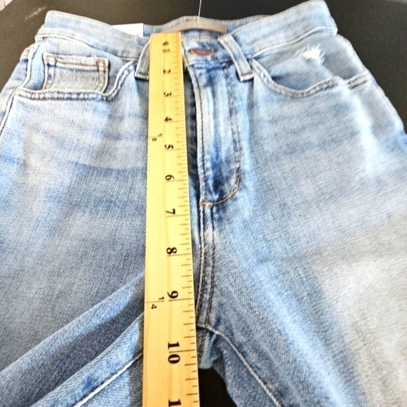 Joe's Jeans 'The Charlie' High Rise Skinny  Flawless Ripped Knee $198 - Picture 6 of 14